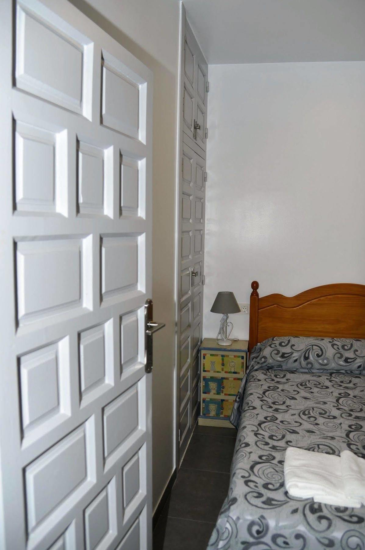 Apartamentos El Galan II Карбонерас Екстериор снимка